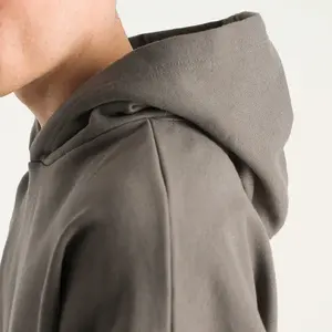 Sudadera con Capucha Corta de Gran Tamaño al por Mayor OEM, Logotipo Personalizado, Sin Cordones, Algodón Grueso, Sudadera Corta con Dobladillo Sin Rematar para Hombre - Product Image 3