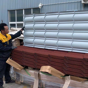 Planche de toiture esthétique haute performance, format long, conçue pour la résistance, la stabilité et les applications de toiture de grande surface - Product Image 2