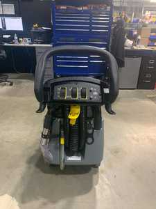 Nueva Aspiradora Compacta para Alfombras Windsor Clipper Duo de 10 Galones - Product Image 3