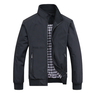 Cómoda chaqueta acolchada informal deportiva ligera de gran tamaño para hombres con cuello alto de tela de lona - Product Image 3