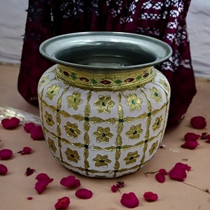 Vajilla de acero inoxidable chapada en oro Meenakari Lota con técnica de soldadura Diseño moderno para el hogar y decoraciones de boda Regalo - Product Image 1