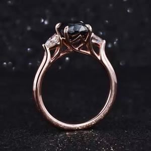 Bague de fiançailles de style tendance en argent sterling 925 de qualité supérieure, diamant gris foncé, coupe ovale, moissanite, disponible en promotion - Product Image 2