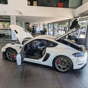 Porsche 718 Cayman GT4 RS d'occasion 2024 - Product Image 4