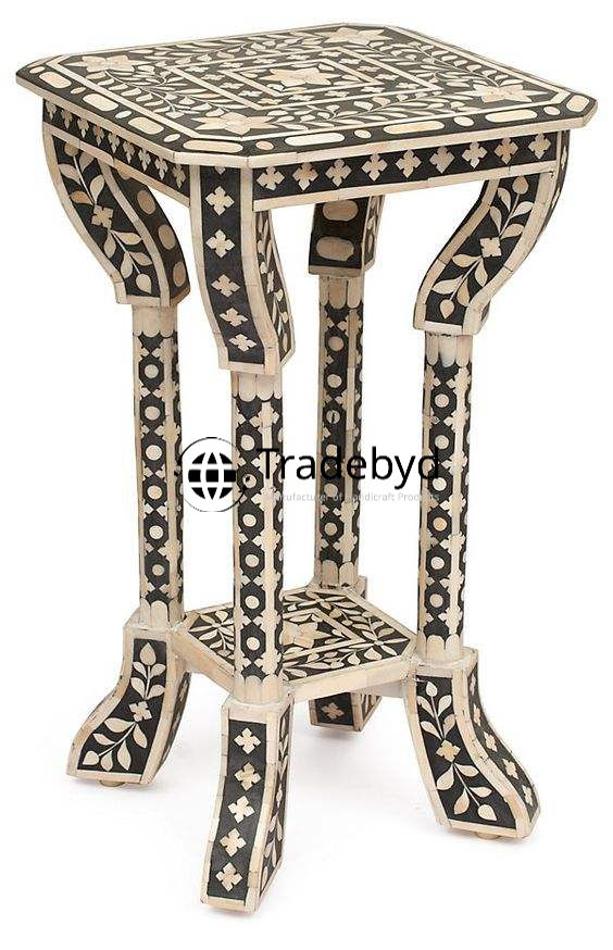 Available in different Colors