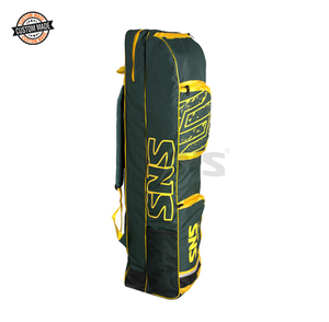 Exportateur indien de sac de kit de hockey personnalisé de couleur vert bouteille avec bretelles jumelles et poches multiples à bas prix - Product Image 1