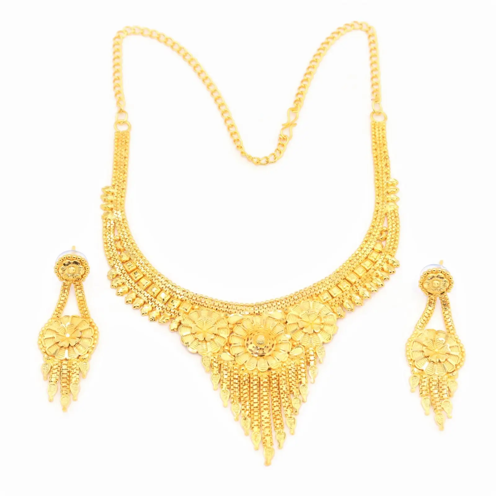 Elegant Yellow Gold Plated Jewelry Set for Women Necklace and Earrings Flower Necklace Copper Base Metal Yellow Gold Plated