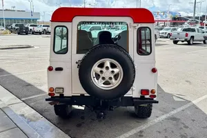 รถแลนด์โรเวอร์ ดีเฟนเดอร์ 110 ปี 1988 มือสอง - Product Image 2