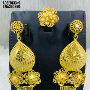 Designer Gold-Plated Brass Stud Earrings Cute Flower Style for <b>Weddings</b> and Parties Available Online in India - Product Image 1