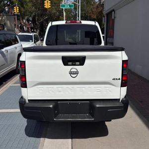 PRIX PROPRE Nissan Frontier SL 2024 - Product Image 2