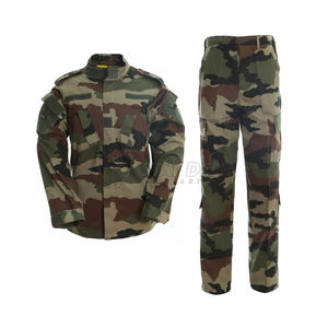 Tenue tactique avancée pour les opérations en plein air et l'utilisation professionnelle - Product Image 1