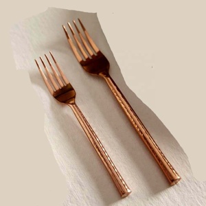 Meilleure vente ensemble de fourchettes à fruits en acier inoxydable plaqué or rose avec longue poignée ronde audacieuse couverts personnalisés de haute qualité - Product Image 1