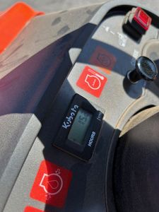 Tractor de jardín diésel Kubota GR2120 de alta calidad, 21HP, cortacésped autopropulsado, equipo para césped en venta - Product Image 3