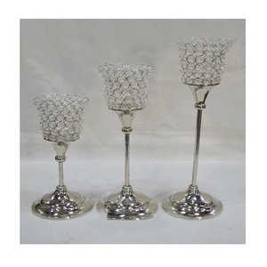 Brillant poli nickelé fabriqué à la main nouveauté Design de luxe cristal perlé votif métal à la main bougeoir support - Product Image 2