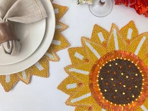 Napperons de tournesol perlés faits à la main de 14 pouces tapis de Table rond décoratif tricoté floral pour les fêtes de mariage - Product Image 2