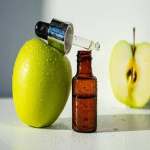 Organic Green Apple Essential <b>Oil</b> Pure & Blended Floral Moisturizer Aromatic Extract for Wholesale Bulk Supply - Product Image 1