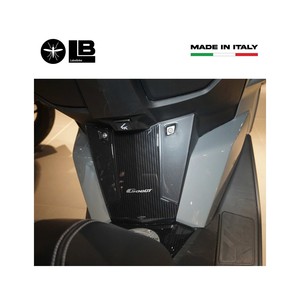Protection centrale adhésive en résine 3D pour BMW C400GT, autocollants compatibles pour moto avec repose-pieds supérieur - Product Image 3