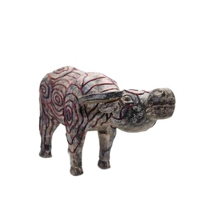 Petits articles de décoration pour la maison Buffle en bois du Vietnam avec brocart de cire d'abeille imprimé à la main et échantillon de motifs de terrasses disponibles - Product Image 1