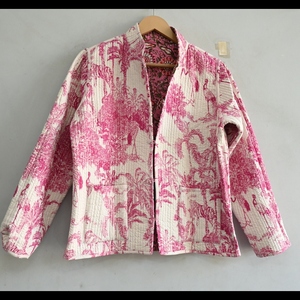 Veste en coton matelassé réversible à imprimé floral de couleurs blanche et rose, style bohème veste indienne pour femmes - Product Image 2