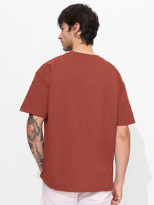 Camiseta de Cuello Redondo para Hombre, Estampado Gráfico, Corte Regular, Secado Rápido, Transpirable, Hecha en Pakistán, Venta al Por Mayor - Product Image 6