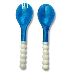 Ensemble de service à salade en résine écologique 2 pièces fait à la main bleu et blanc cuillère et fourchette ustensiles pour table à manger de cuisine - Product Image 5