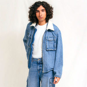 Vestes et manteaux en jean délavé de style classique de haute qualité pour hommes Saison d'hiver Superposition et sorties décontractées Fabriqué au Pakistan - Product Image 3