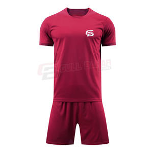 Conjunto de Uniforme de Fútbol Personalizado para Hombre, Costuras Resistentes, Colores del Equipo, Transpirable, 100% Poliéster, Pantalones Cortos, Entrenamiento de Verano, Logotipo Personalizado - Product Image 1