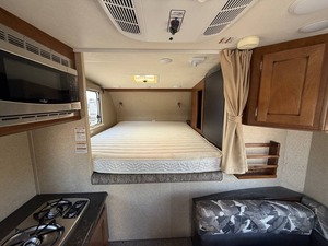 Camping-car classe B d'occasion L-an-c-e 650 Lounge 2018 - Product Image 4