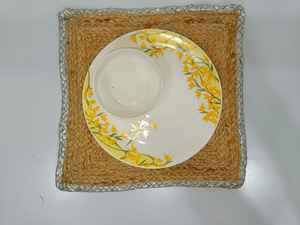 Napperon carré en 100% Jute fait à la main avec bordure argentée, vaisselle de 12 pouces x 12 pouces, vente en gros - Product Image 3