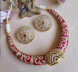 High Quality Customised Indian Traditional Rajputi Hasli Necklace Earrings <b>Hot</b> Selling <b>Stone</b> Jewelry Polki Kundan Jewellery Set - Product Image 3