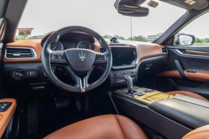 <span class=keywords><strong>Maserati</strong></span> <span class=keywords><strong>Ghibli</strong></span> S Q4 2021 d'occasion, en excellent état, prêt à être expédié dans le monde entier. - Product Image 2