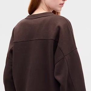 Sweat-shirt pour femmes en polaire chaud avec manches longues, design respirant et confortable pour les acheteurs en gros avec logo personnalisé - Product Image 5