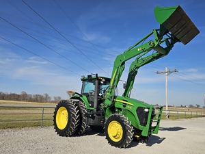 Tractor de Ruedas Usado Deere 7830 de 150HP, Tractor Utilitario Agrícola con Cargador Frontal y Caja de Cambios - Product Image 4