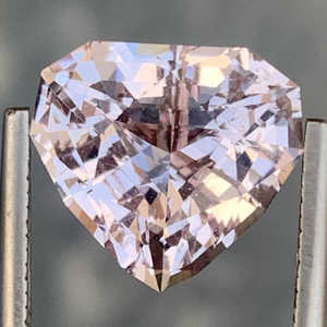 100% CRISTAL DE morganita Rosa Natural TAMAÑO DE quilate personalizado corte de precisión piedras preciosas curativas sueltas para joyería y fabricación de anillos uso a granel - Product Image 1