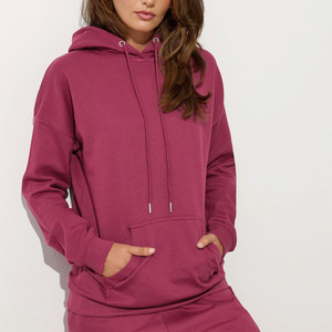 Sudaderas con capucha con hombros caídos para mujer a la moda con estampado de logotipo personalizado, sudaderas ideales para el uso diario de moda y el entrenamiento de gimnasia - Product Image 3