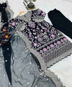 Dubai-inspired Islamic Eco-Friendly Apparel with Rhinestone <b>Embroidery</b> Stylish Design for Modern Women Polyester/Cotton <b>Material</b> - Product Image 5