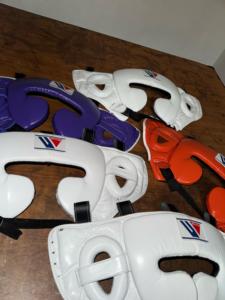 Vente en gros de protège-tête de boxe de qualité supérieure en cuir véritable personnalisé disponible - Product Image 6