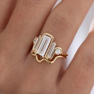 แหวนหมั้นเพชรทรงเหลี่ยมมรกตวินเทจสุดหรู ทอง 14K แหวนแต่งงานแบบซ้อน ผู้ผลิตและผู้จัดจำหน่าย - Product Image 4