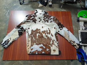 Chaqueta de cuero de vaca con diseño personalizado hecho a mano para mujer, chaquetas con flecos inspiradas en el oeste de motorista de alta calidad - Product Image 4
