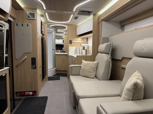 Nueva Unidad de Viaje L-e-i-s-u-r-e T-r-a-v-e-l U24MBL 2026 Lista para la Venta - Product Image 2