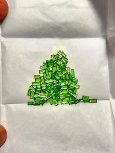 โกเมน tsworite ธรรมชาติทรงเหลี่ยมเพชรพลอยโกเมนสีเขียวตัดอัญมณีหลวมสำหรับทำเครื่องประดับ - Product Image 2