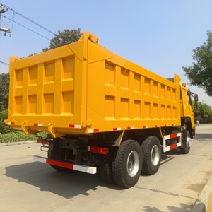 Camión Volquete Howo Euro 3 Diésel con Volteo a la Izquierda 6X4 8x4 en Existencia para la Venta - Product Image 2