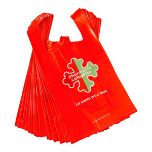 Sac à provisions de t-shirt imprimé gravure recyclable de haute qualité Haut à fermeture éclair en plastique HDPE directement du Vietnam pour une utilisation dans les supermarchés - Product Image 1