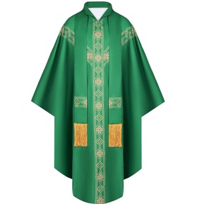 Casullas y Vestimentas para Sacerdotes Católicos al por Mayor, Diseño Bordado a Mano, Precio Bajo - Product Image 4