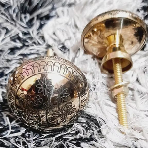 Bouton de porte en cuivre et laiton de style antique pour portes principales armoires armoires tiroirs placards et meubles de maison - Product Image 1