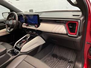 Auto Usado Confiable, GMC Canyon AT4X 2024, 4 Puertas, Cabina Doble, 4x4 SB (Motor Turbo de 2.7L y 4 Cilindros, Transmisión Automática de 8 Velocidades) - Product Image 5