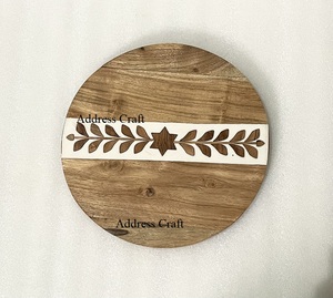 Fabriqué à la main Design créatif forme ronde bois d'acacia noir résine planche à découper outil de cuisine pour planche à fromage planche à découper - Product Image 4