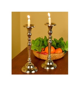 Vente de gros Bougie conique à long poteau de haute qualité avec socle pour la maison, l'église, l'extérieur, la fête et la décoration de mariage - Product Image 2