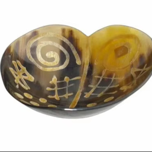 Pièce de décoration rustique moderne en corne de buffle naturelle avec élégance terreuse et style bol de service au prix de gros - Product Image 1