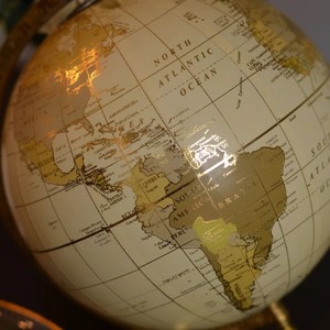 Boltze hogar hecho a mano oro blanco mundo mapa decorativo escritorio globo Art Deco Metal artesanía mundo mapa decorativo hogar Oficina accesorio - Product Image 3