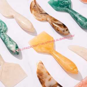 Couteaux à fromage en résine et couteaux à fromage en acier inoxydable Ensemble de 3 gadgets de cuisine Accessoires de cuisine - Product Image 1